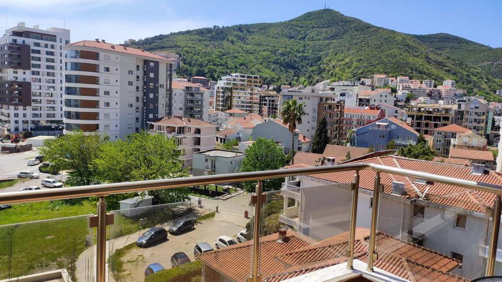 Apartment Adrialux Budva Buitenkant foto