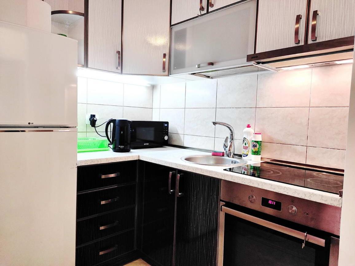 Apartment Adrialux Budva Buitenkant foto