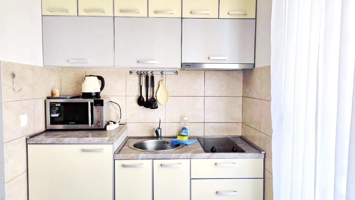 Apartment Adrialux Budva Buitenkant foto